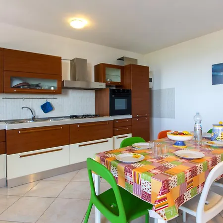 Fronte Apartment Lido Marini